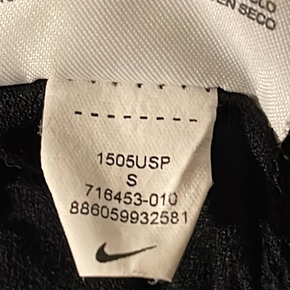 NIKE 3.0" TEMPO DRI-FIT Track Shorts-Black/White Size Small - Picture 7 of 8
